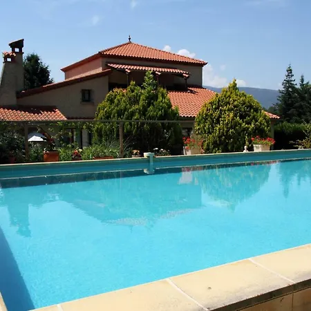 Canigou Bed & Breakfast *